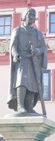 Statue Heinrich von Lindach Statue Heinrich von Lindach